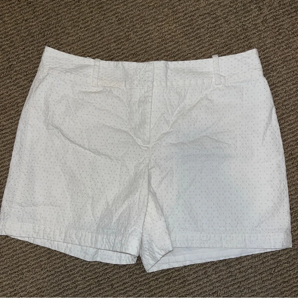Talbots White Eyelet Shorts - Size 12 - Picture 1 of 6